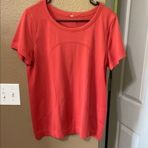 Lululemon Athletica Orange Short Sleeve T-Shirt